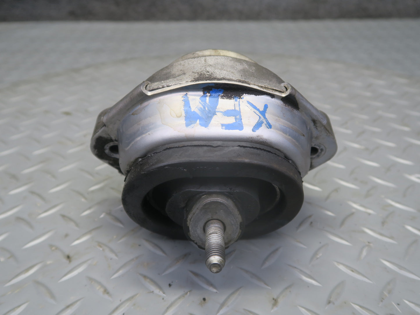 04-06 BMW E53 X5 4.8is Set of 2 Engine Motor Mount OEM