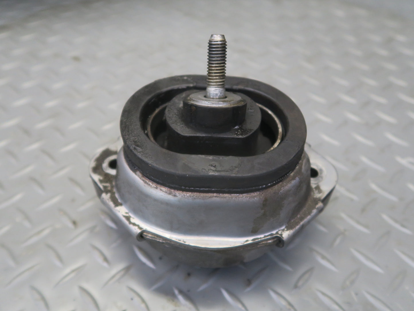 04-06 BMW E53 X5 4.8is Set of 2 Engine Motor Mount OEM
