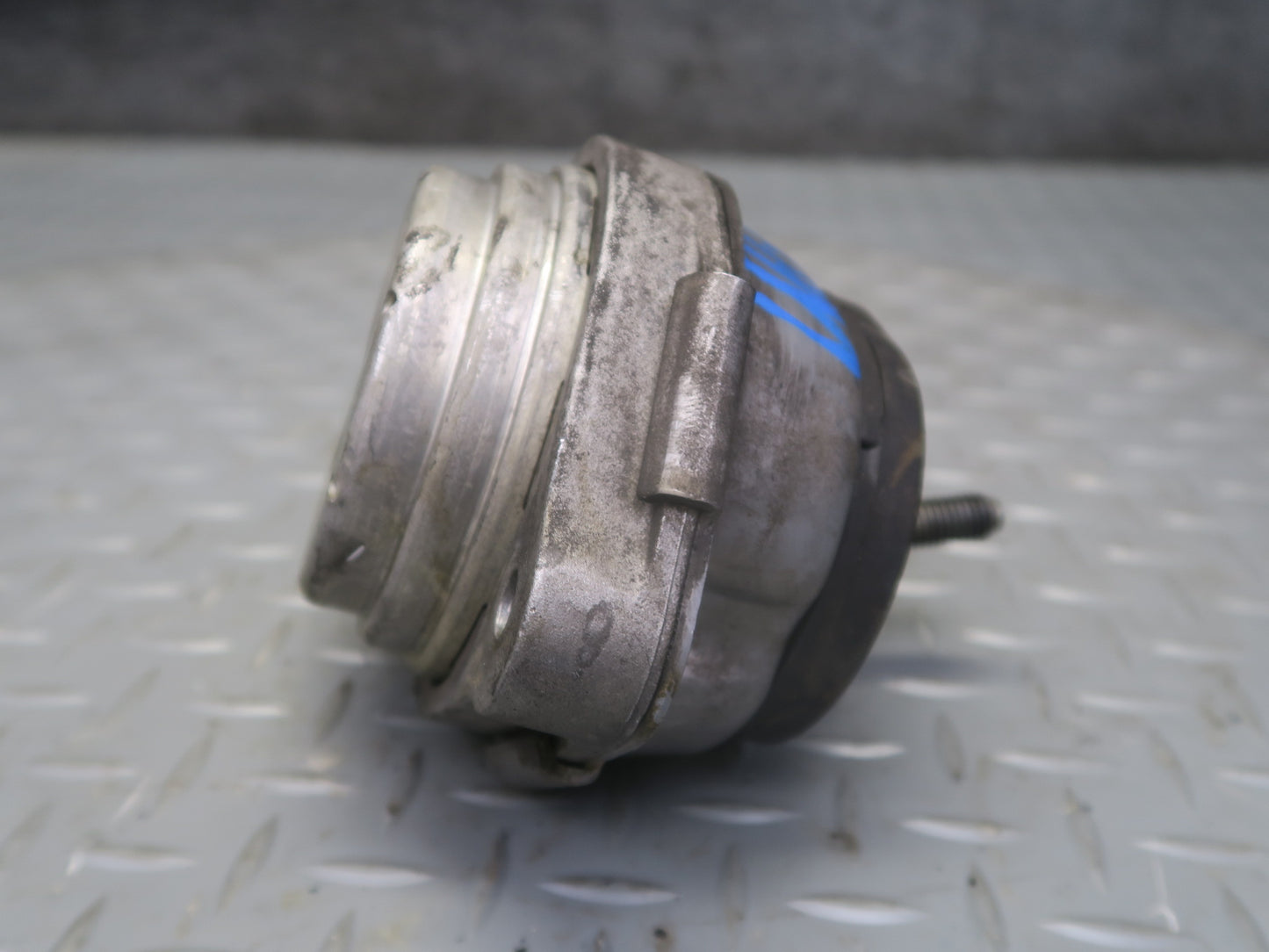 04-06 BMW E53 X5 4.8is Set of 2 Engine Motor Mount OEM