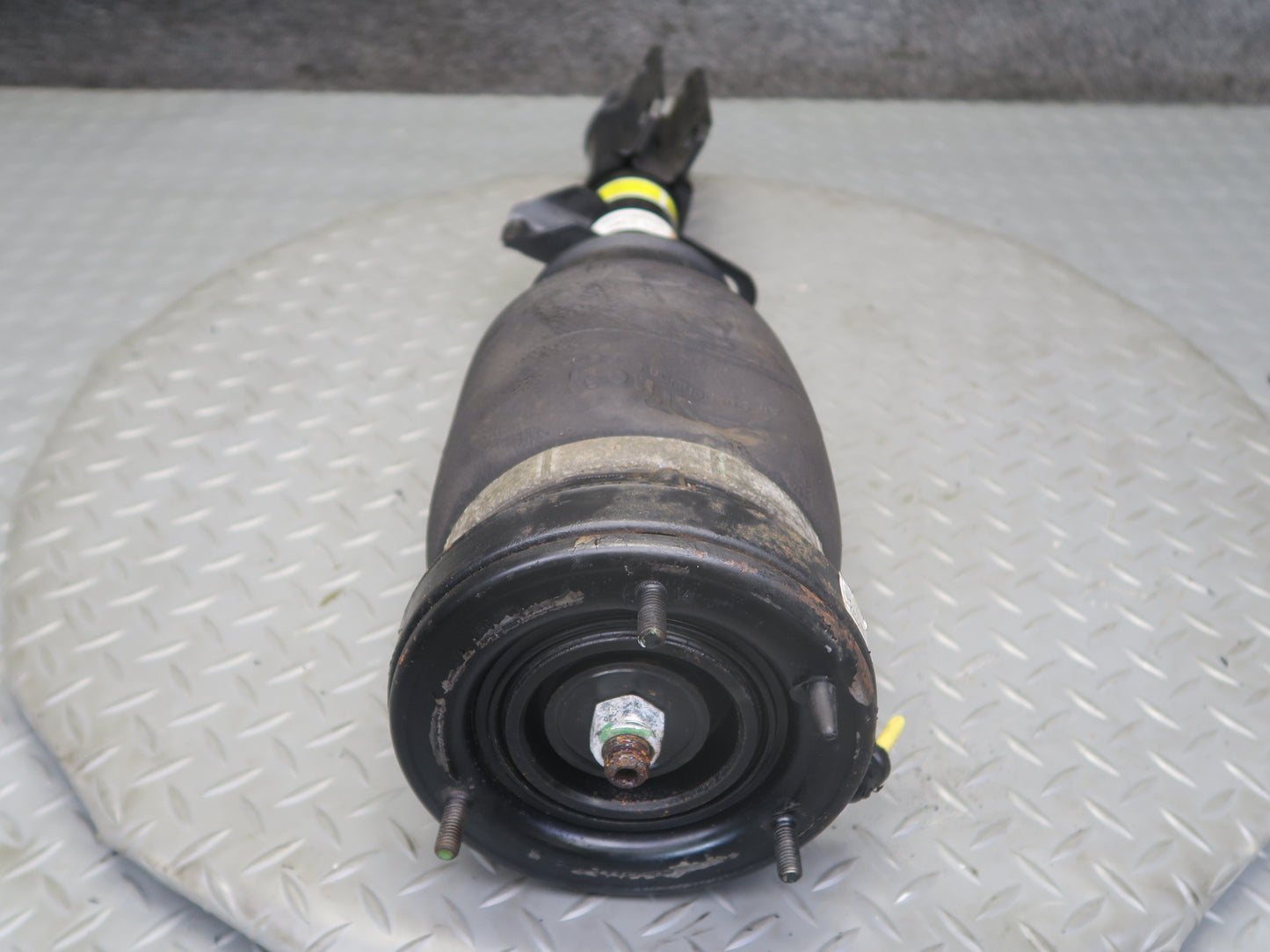 03-06 BMW E53 X5 AWD Front Right Air Strut Shock Absorber Arnott AS-2305