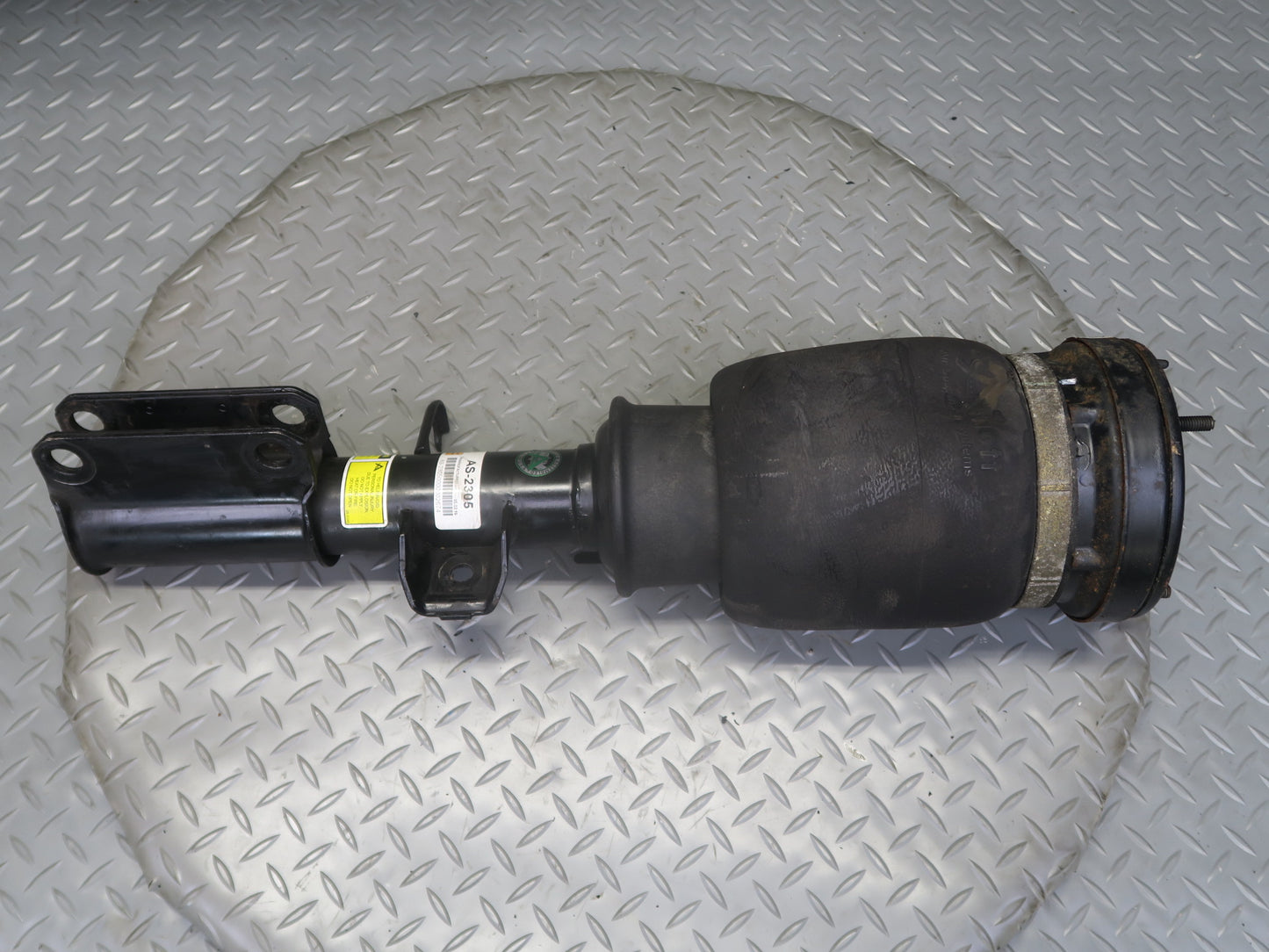 03-06 BMW E53 X5 AWD Front Right Air Strut Shock Absorber Arnott AS-2305