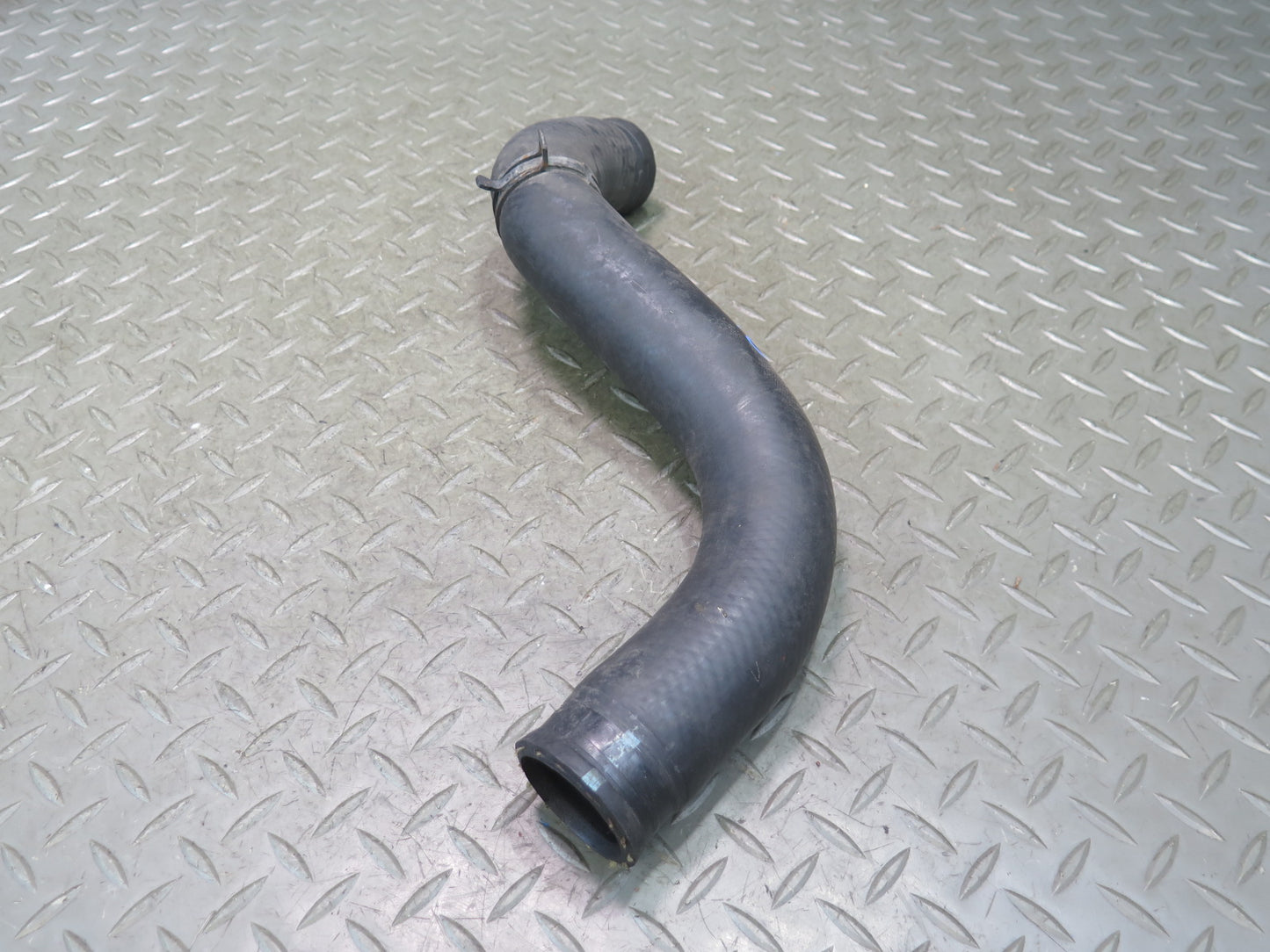 01-05 Lexus SC430 GS430 4.3L 3UZFE Set of 2 Engine Radiator Hose Pipe OEM