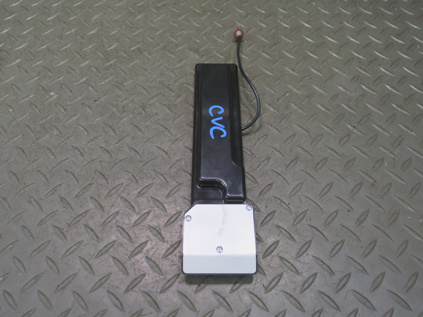 17-19 Chevrolet Corvette C7 GPS Navigation Antenna Module 84156075 OEM
