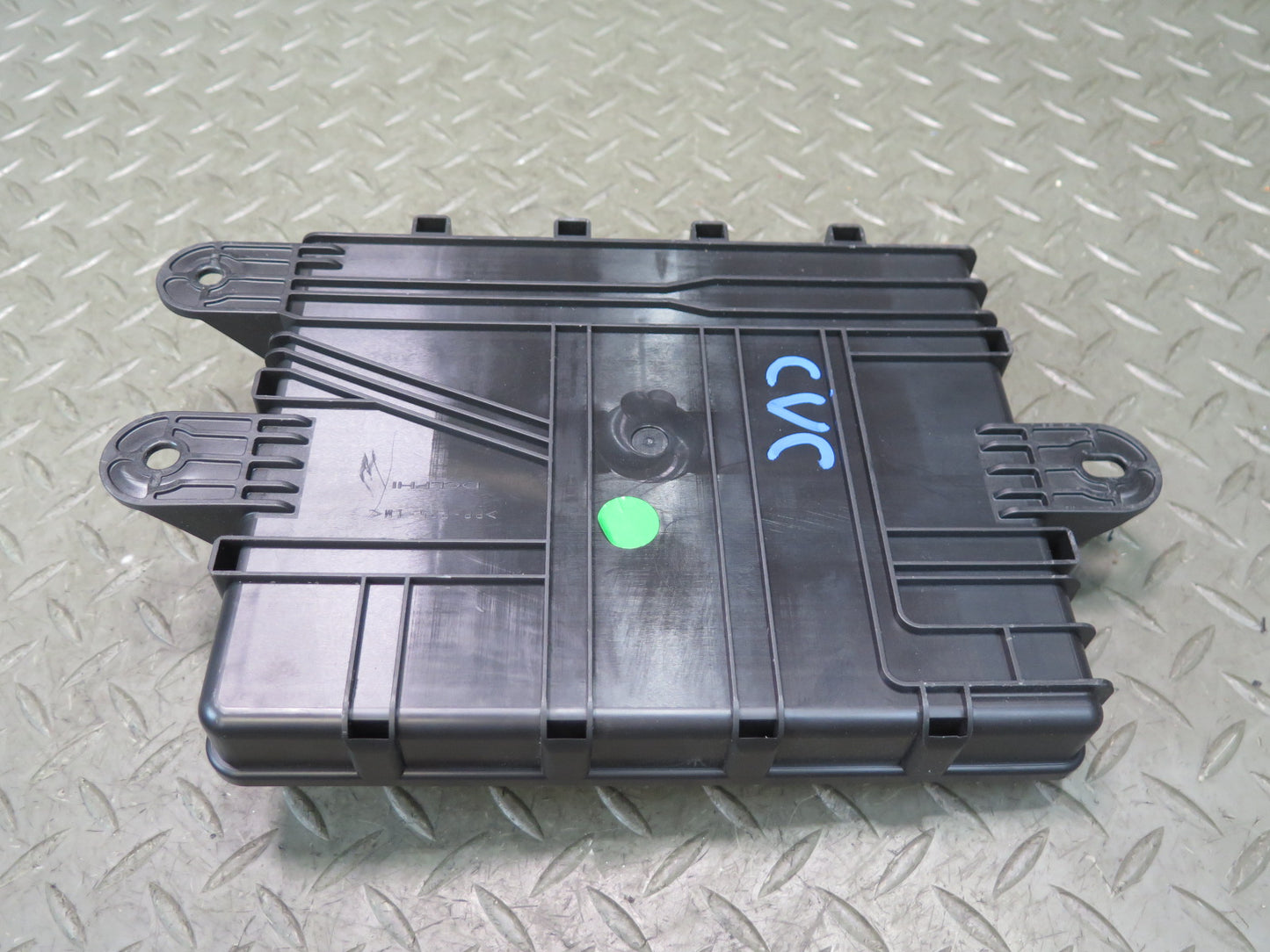 16-19 Chevrolet Corvette C7 Power Distribution Fuse Relay Box 23301924 OEM