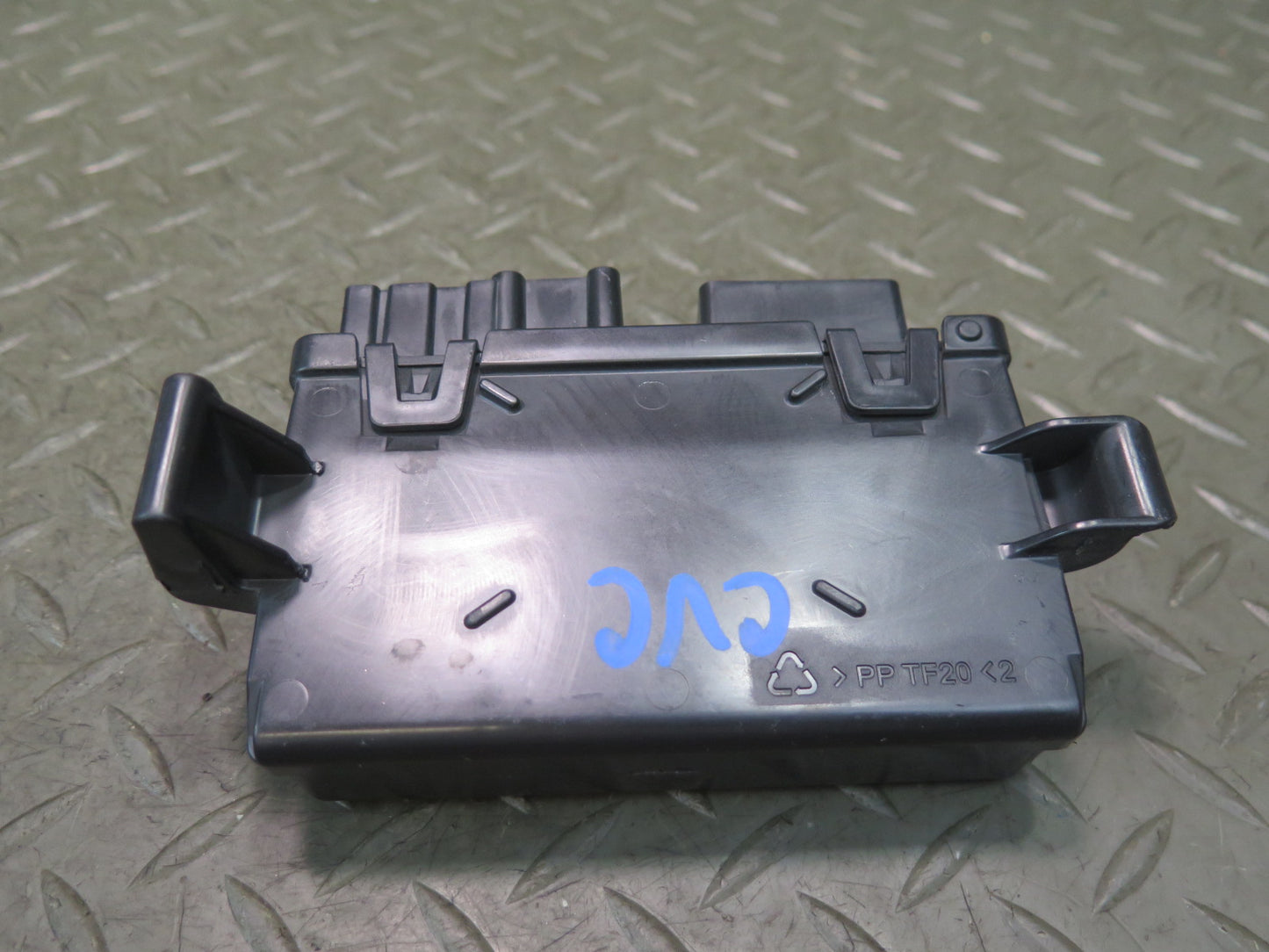 16-19 Chevrolet Corvette C7 Rear Trunk Lid Liftgate Control  Module 23368752 OEM
