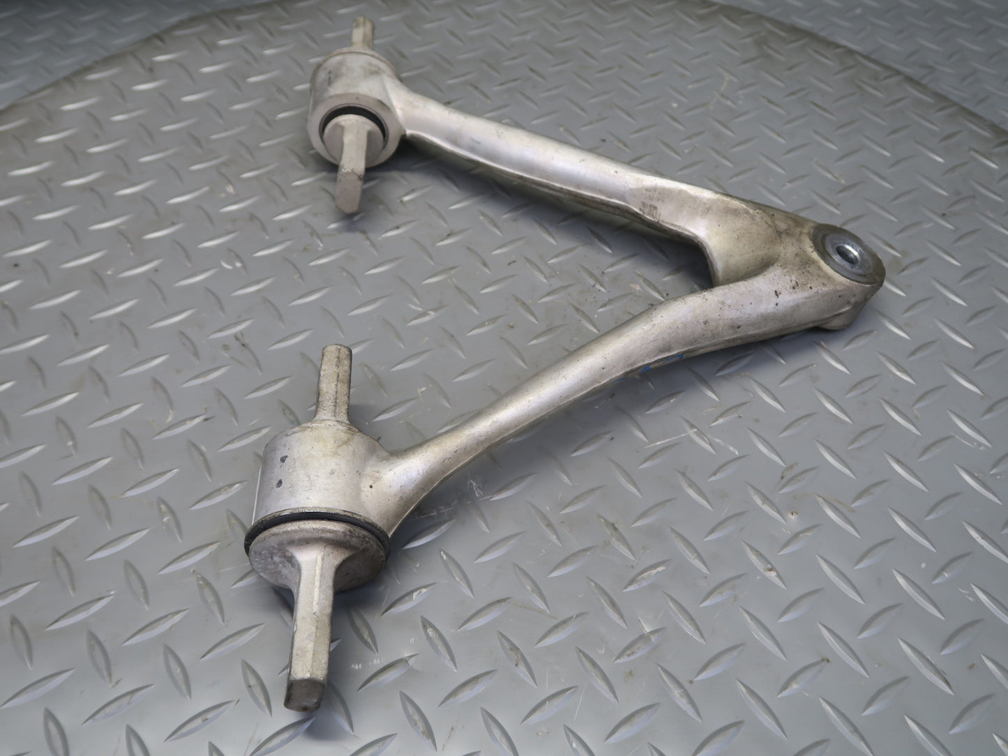 14-19 Chevrolet Corvette C7 Front Right Suspension Upper Control Arm OEM