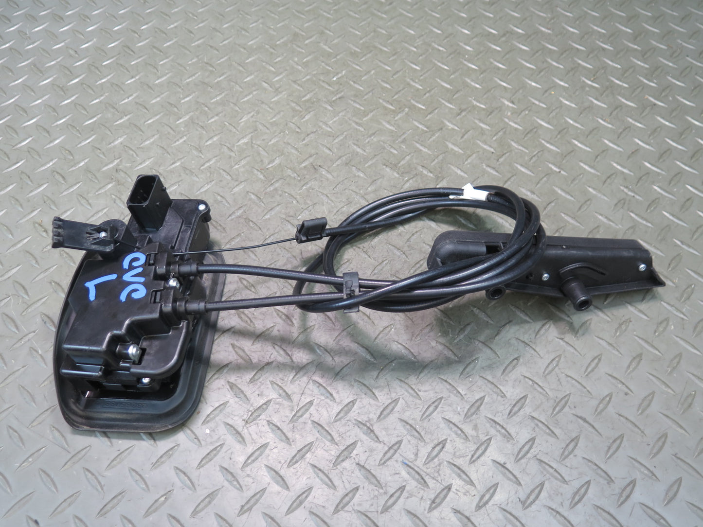 14-19 Chevrolet Corvette C7 Set of 2 Left & Right Door Lock Latch Handle Set OEM