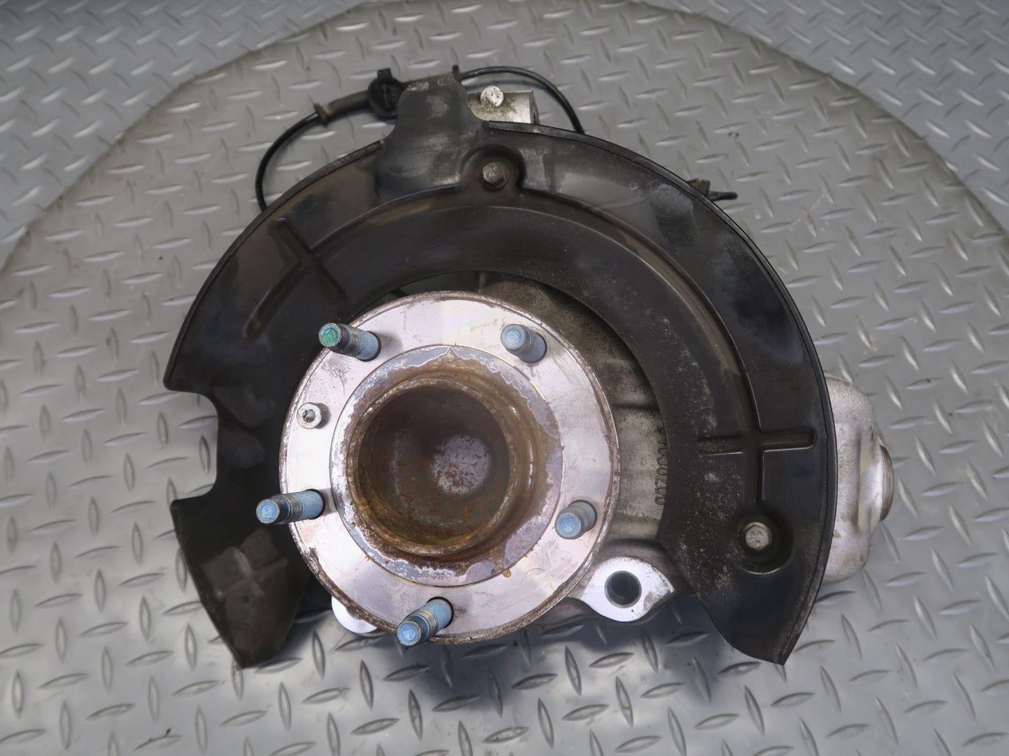 14-19 Chevrolet Corvette C7 Front Left Spindle Knuckle Wheel Hub Bearing OEM