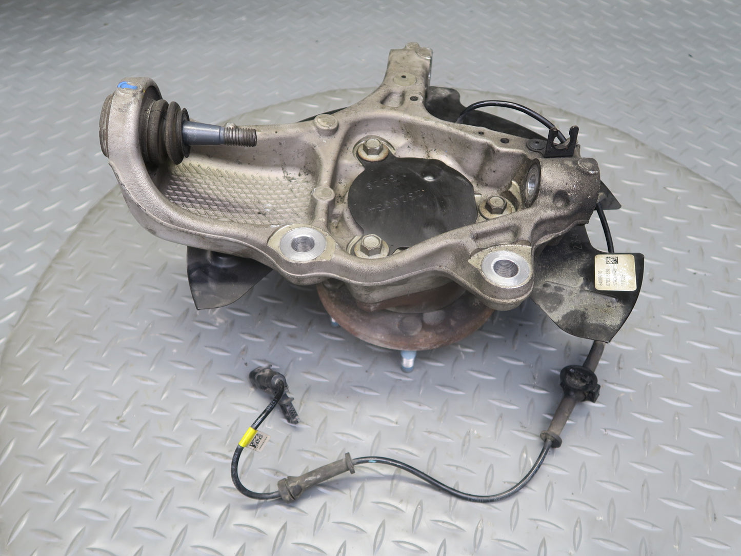 14-19 Chevrolet Corvette C7 Front Left Spindle Knuckle Wheel Hub Bearing OEM