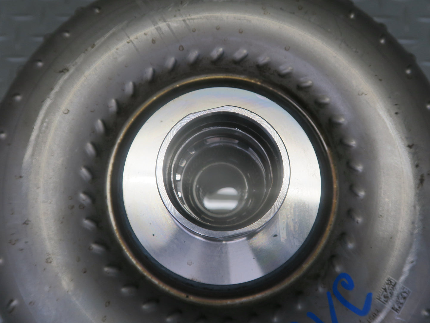 15-19 Chevrolet Corvette C7 8L90 M5U Transmission Torque Converter 24280631 OEM