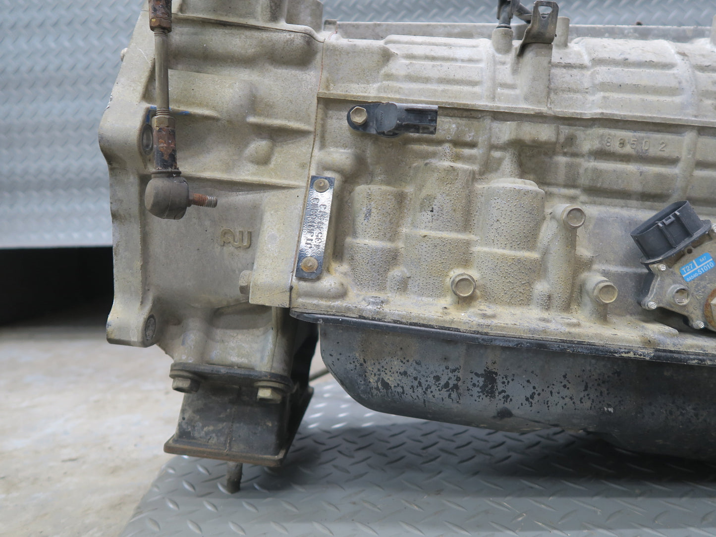 2004-2005 Lexus UZJ100L LX470 A750F A/T Automatic Transmission 3501060A10