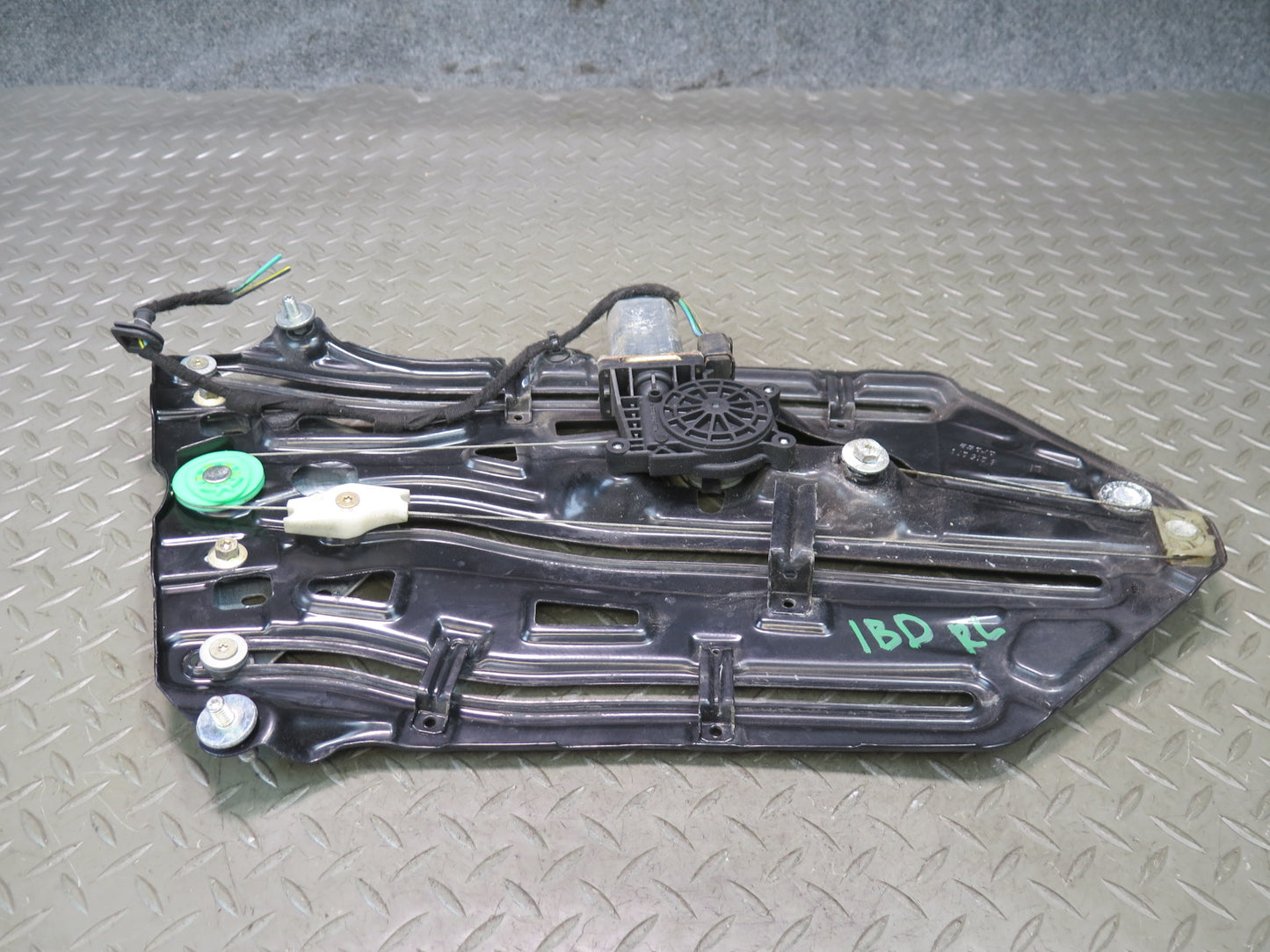 01-06 BMW E46 330ci Convertible Rear Left Quarter Window Regulator w Motor OEM