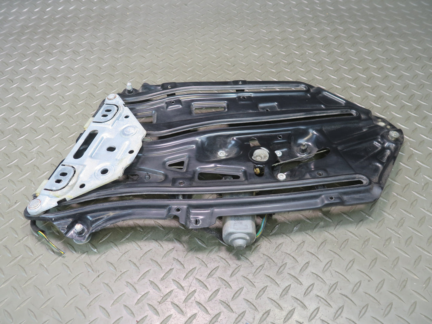 01-06 BMW E46 330ci Convertible Rear Left Quarter Window Regulator w Motor OEM