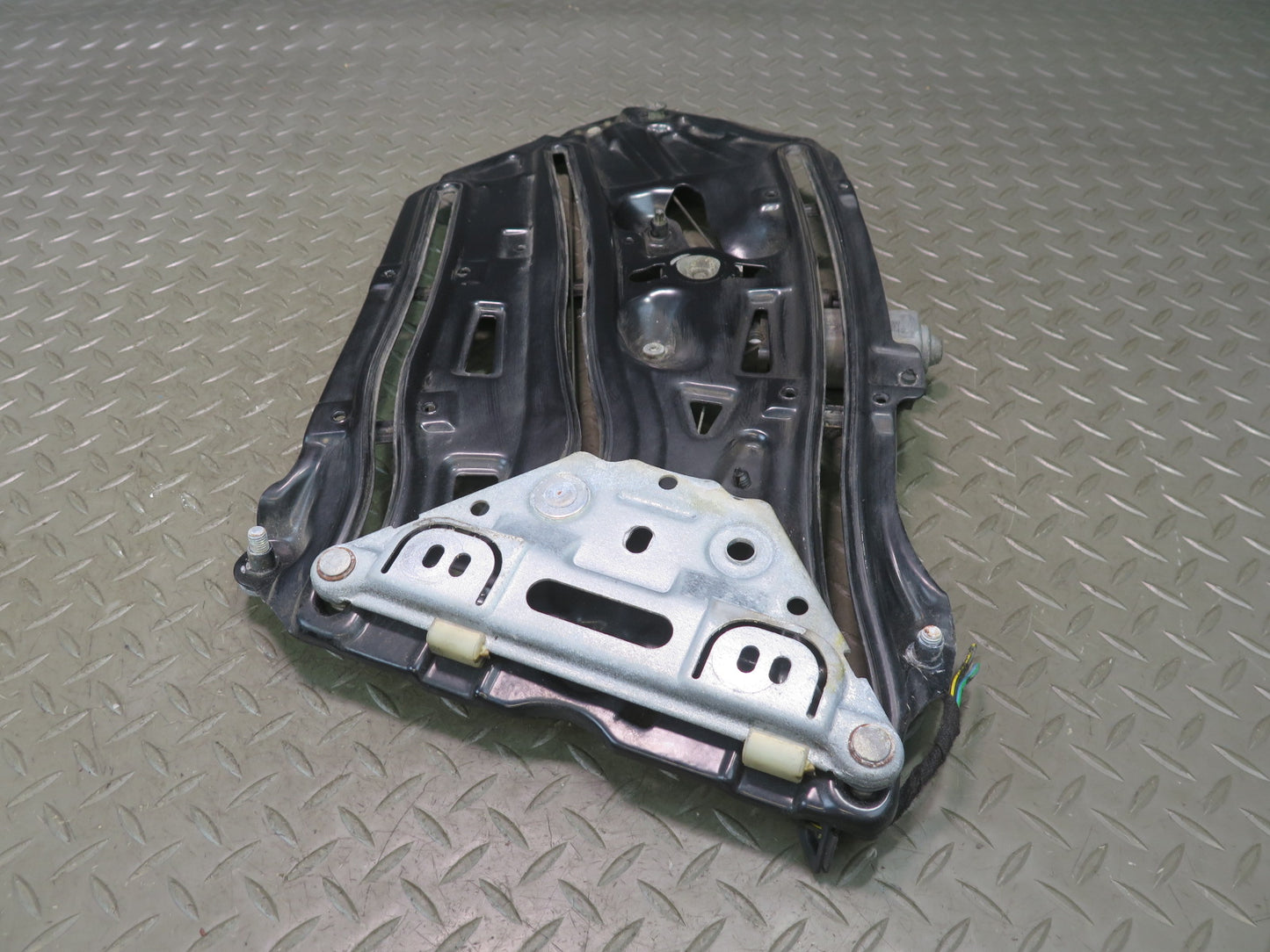 01-06 BMW E46 330ci Convertible Rear Left Quarter Window Regulator w Motor OEM