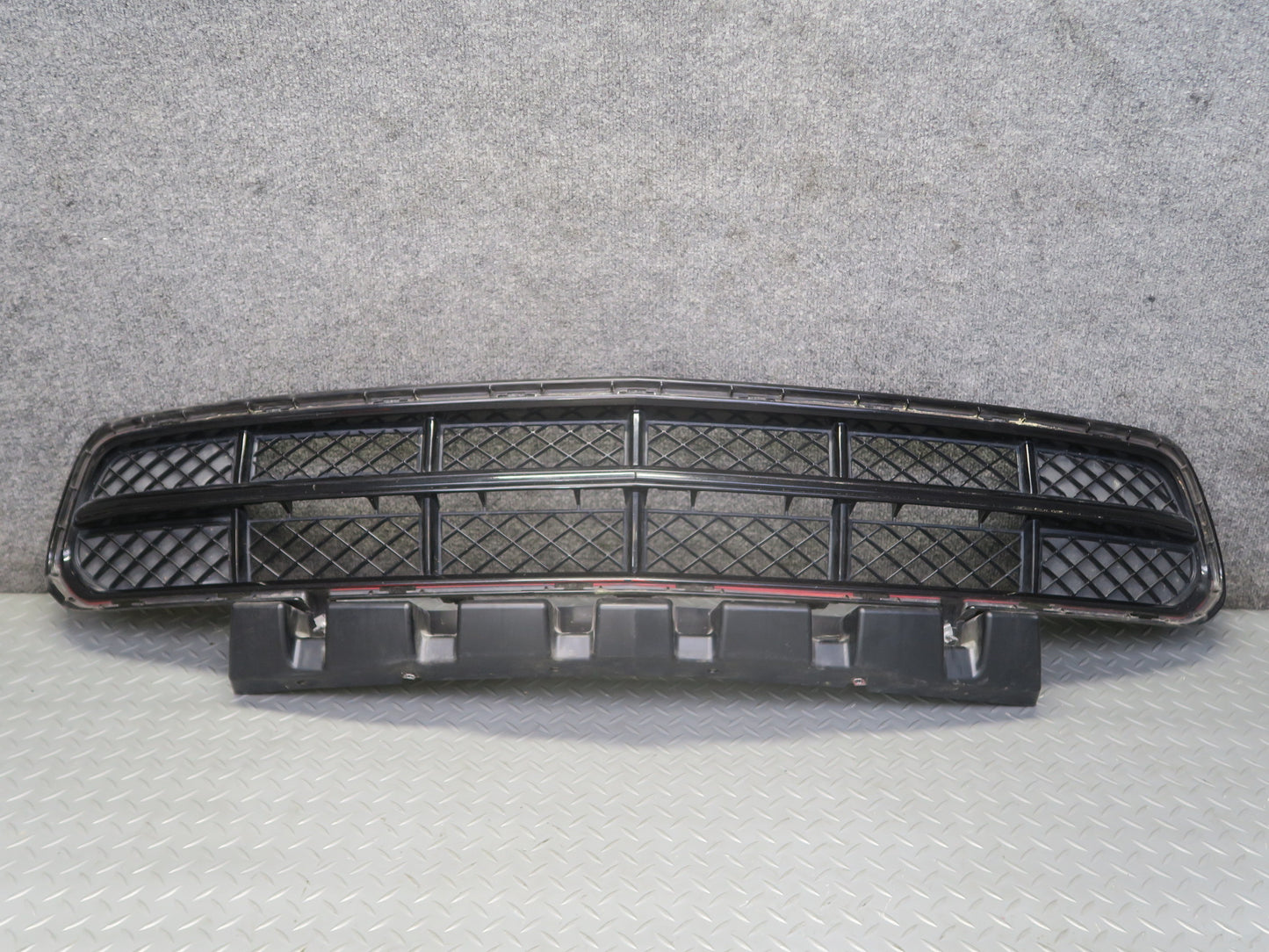 16-19 Chevrolet Corvette C7 Stingray Front Bumper Lower Grille w Absorber OEM