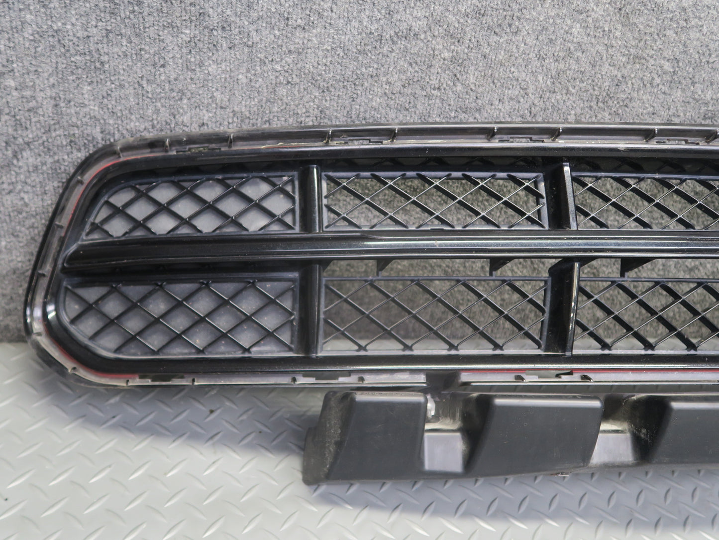 16-19 Chevrolet Corvette C7 Stingray Front Bumper Lower Grille w Absorber OEM