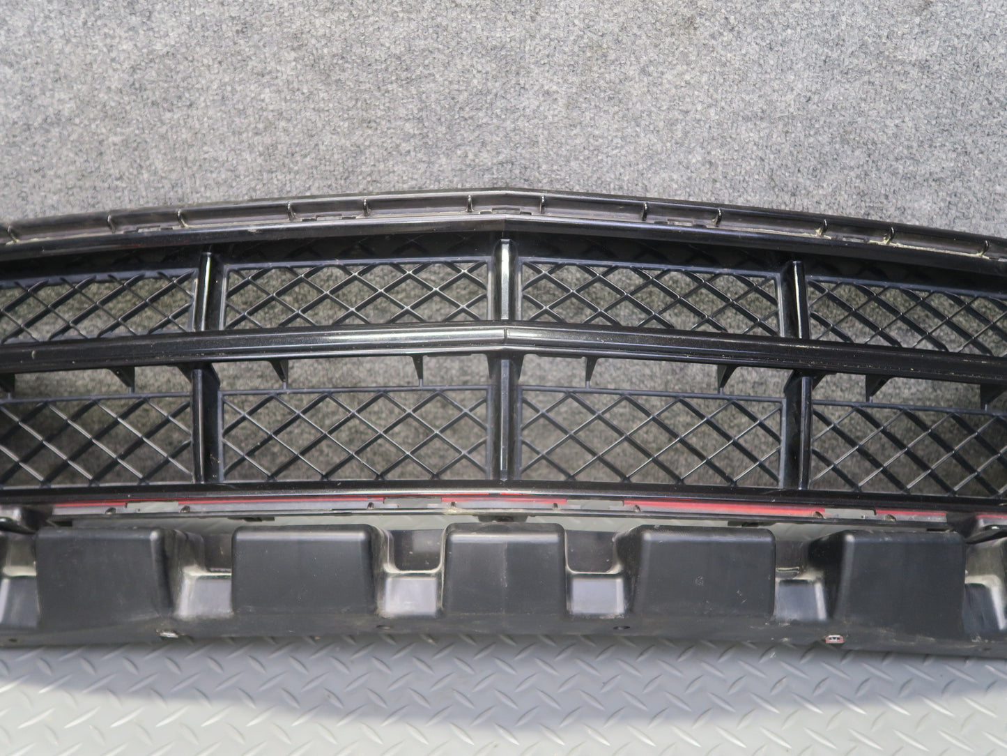 16-19 Chevrolet Corvette C7 Stingray Front Bumper Lower Grille w Absorber OEM