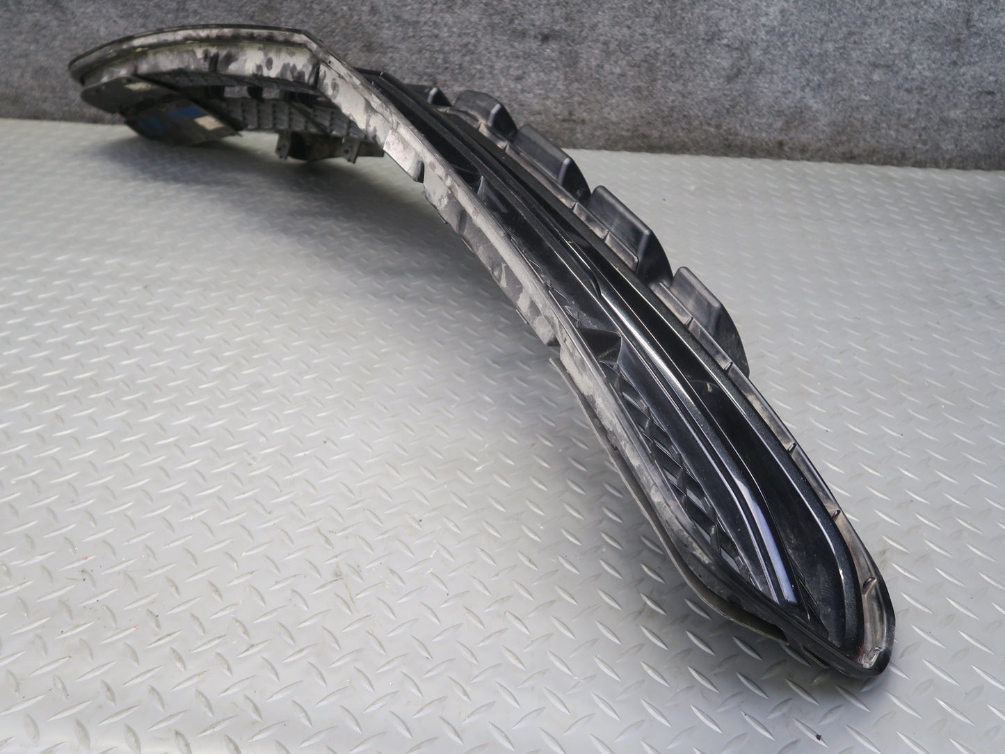 16-19 Chevrolet Corvette C7 Stingray Front Bumper Lower Grille w Absorber OEM