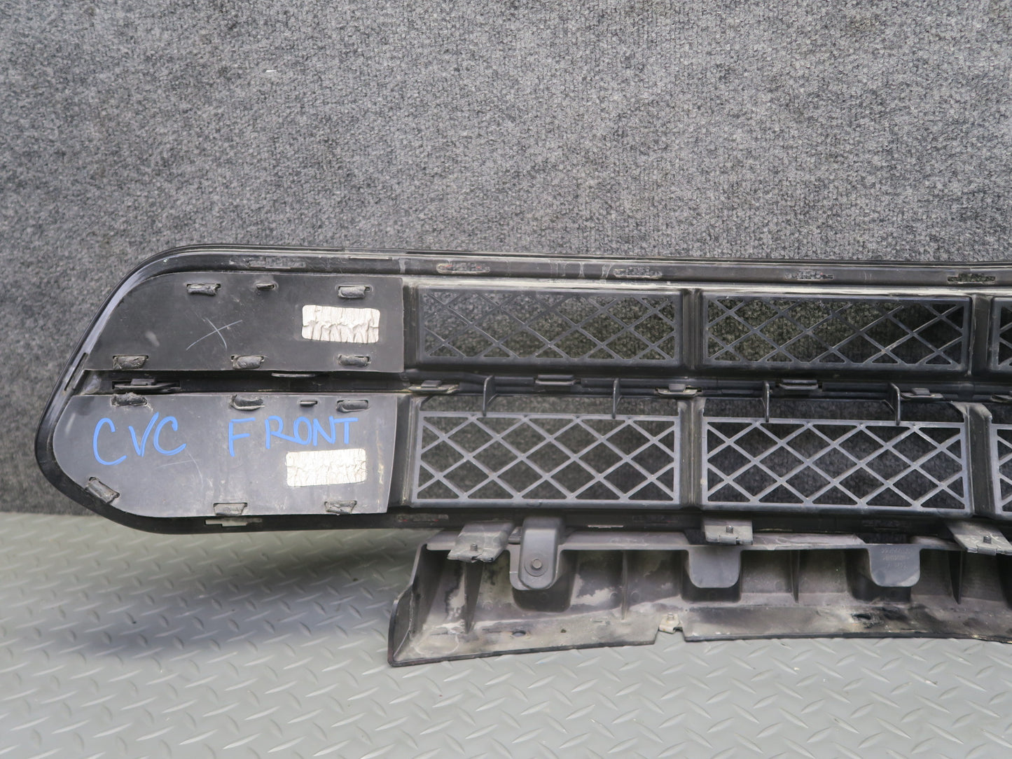 16-19 Chevrolet Corvette C7 Stingray Front Bumper Lower Grille w Absorber OEM