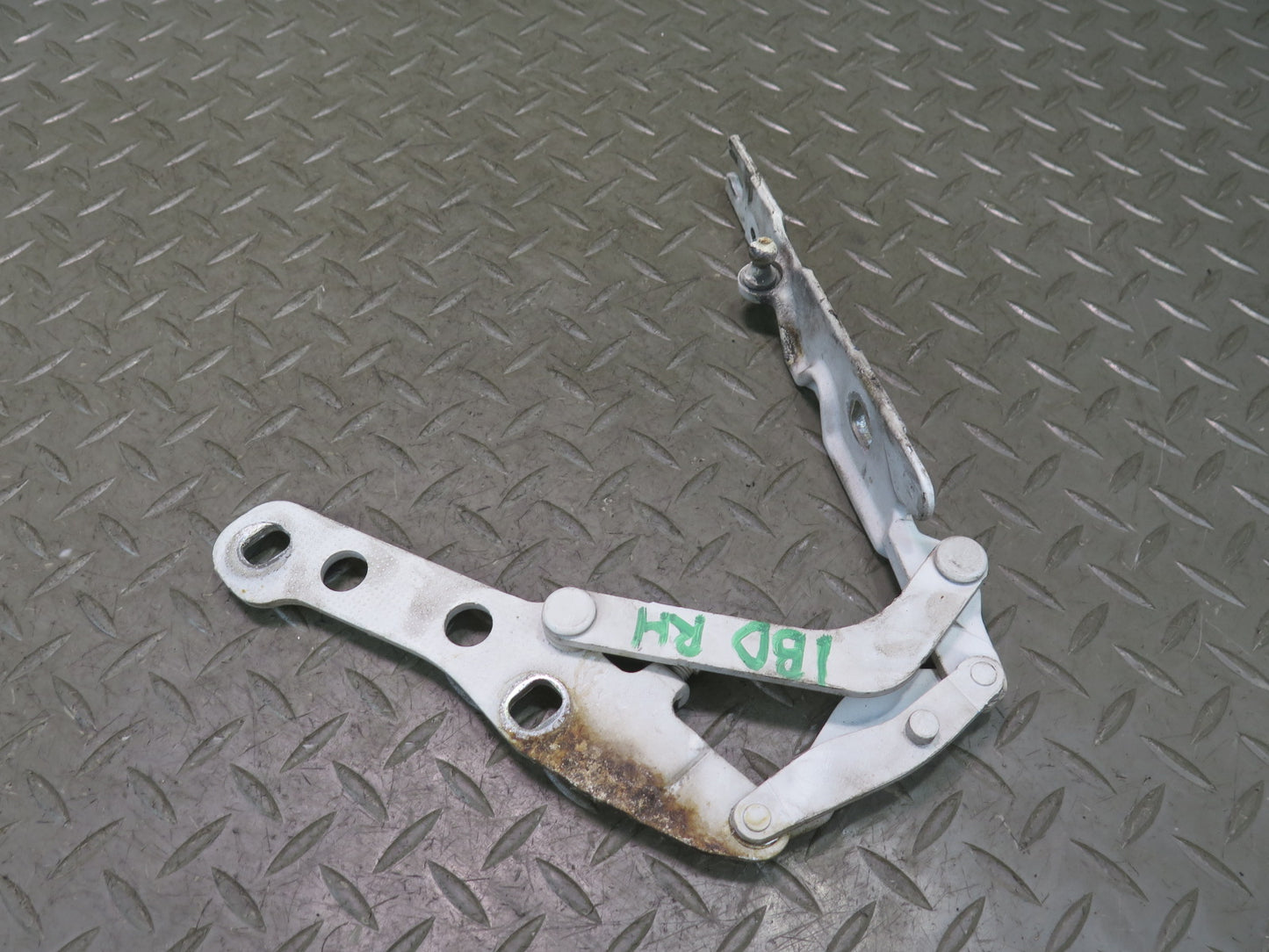 01-06 BMW E46 330Ci Set of 2 Front Left & Right Side Hood Hinge White OEM