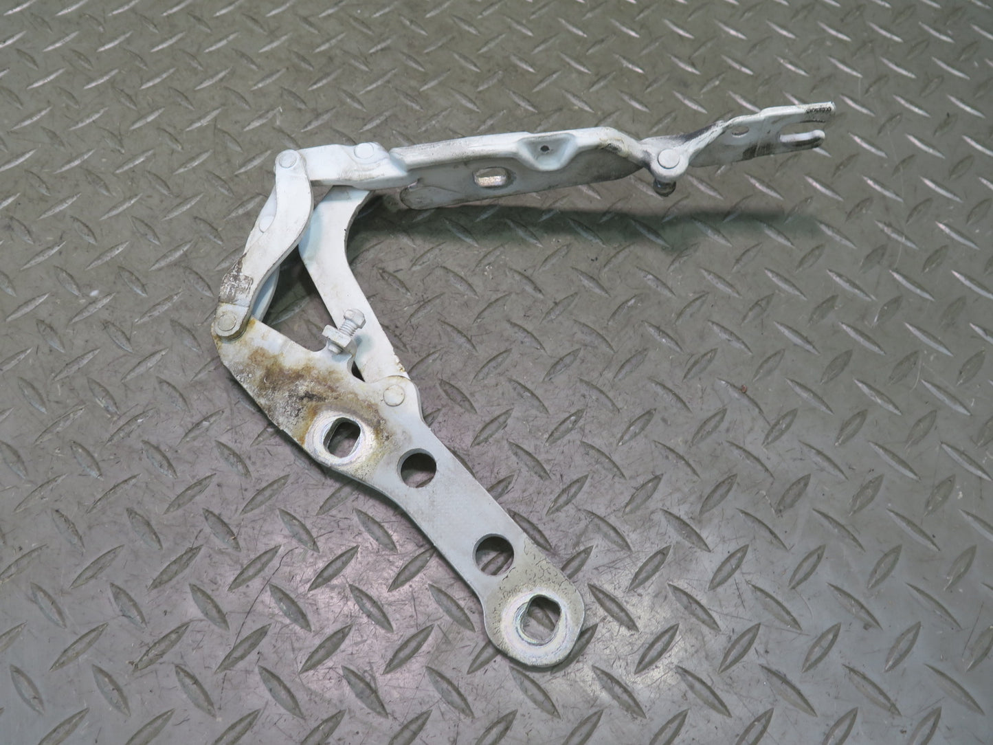 01-06 BMW E46 330Ci Set of 2 Front Left & Right Side Hood Hinge White OEM