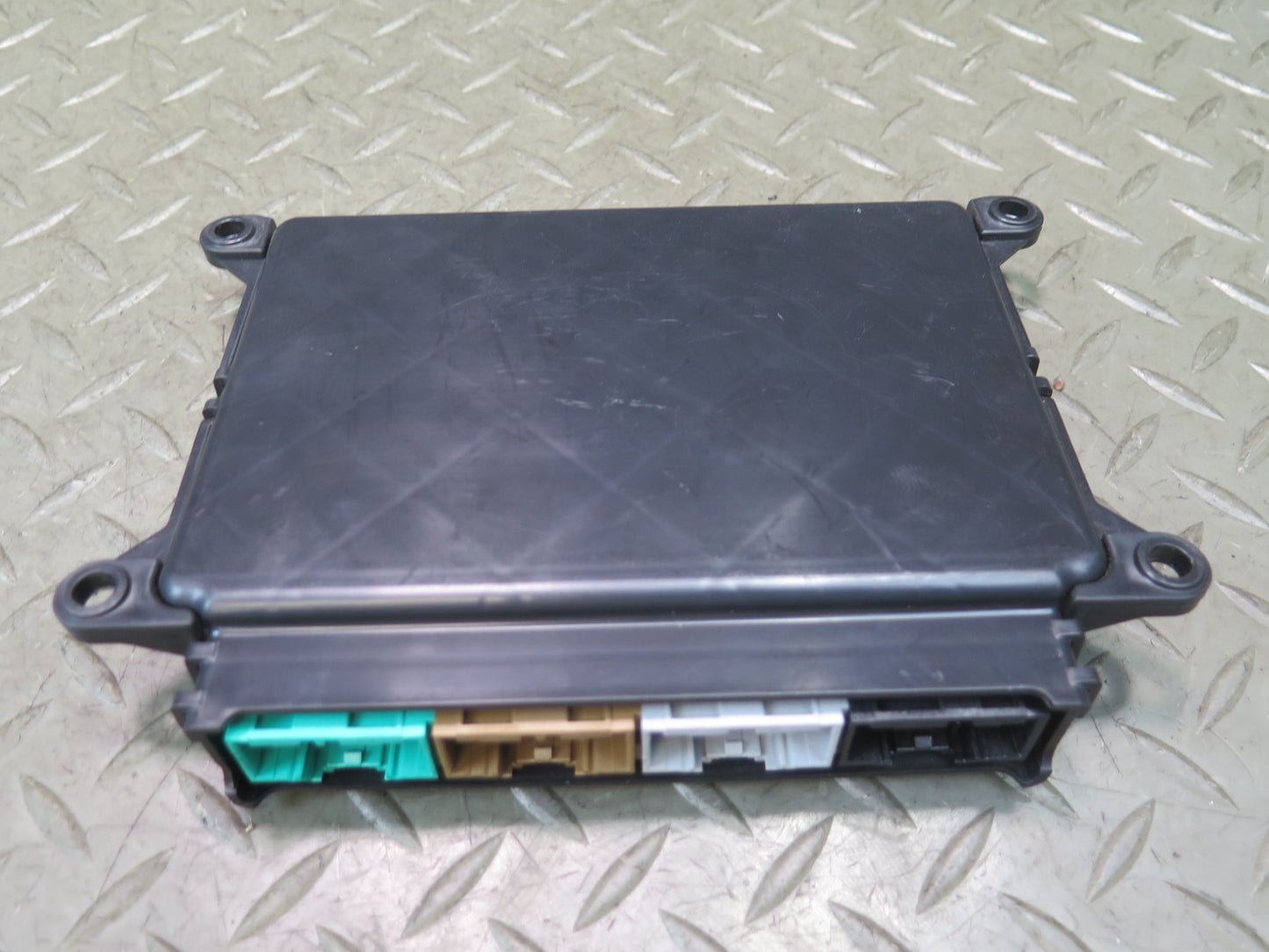 2016-2019 Tesla Model S 75D Thermal Controller Assist Control Module Unit