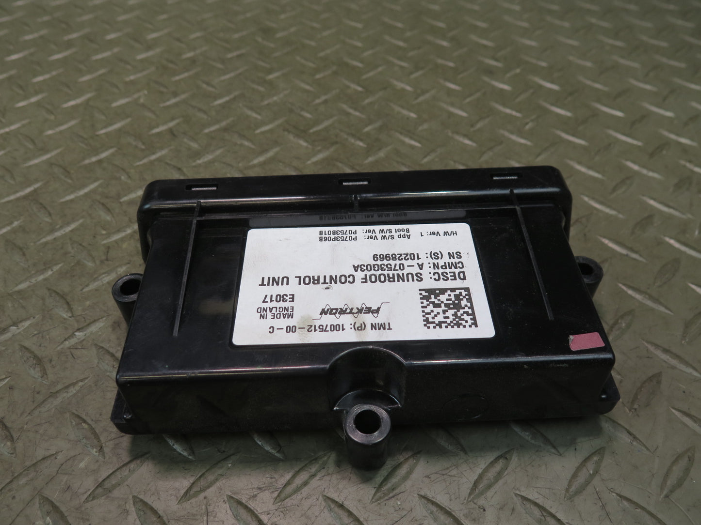 2016-2019 Tesla Model S 75D Sunroof Power Control Module Unit