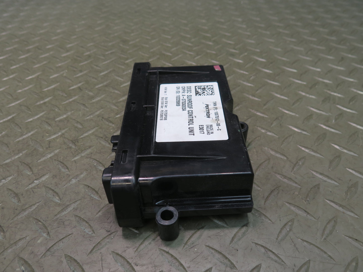 2016-2019 Tesla Model S 75D Sunroof Power Control Module Unit