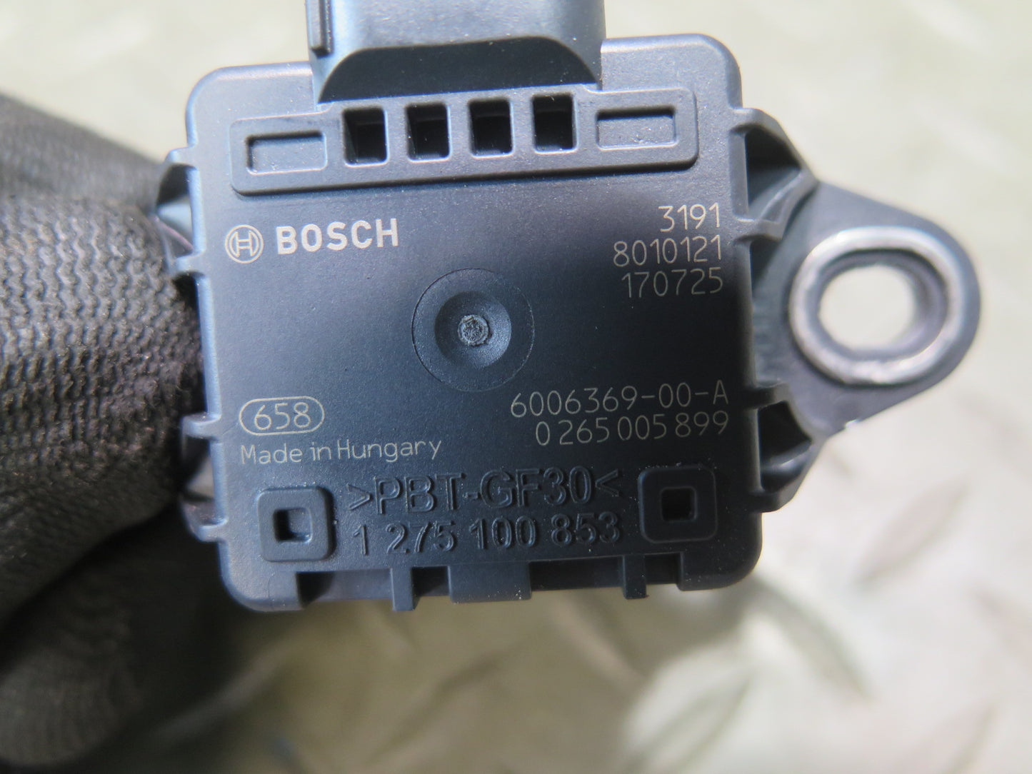 2016-2019 Tesla Model S 75D YAW Rate Stability Control Sensor