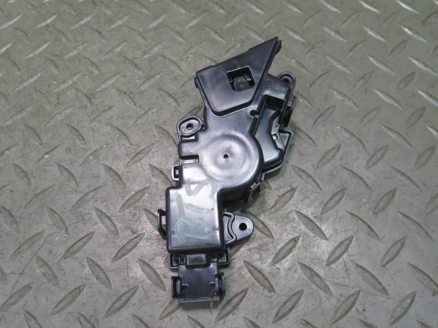 2016-2019 Tesla Model S 75D Glove Box Storage Compartment Actuator