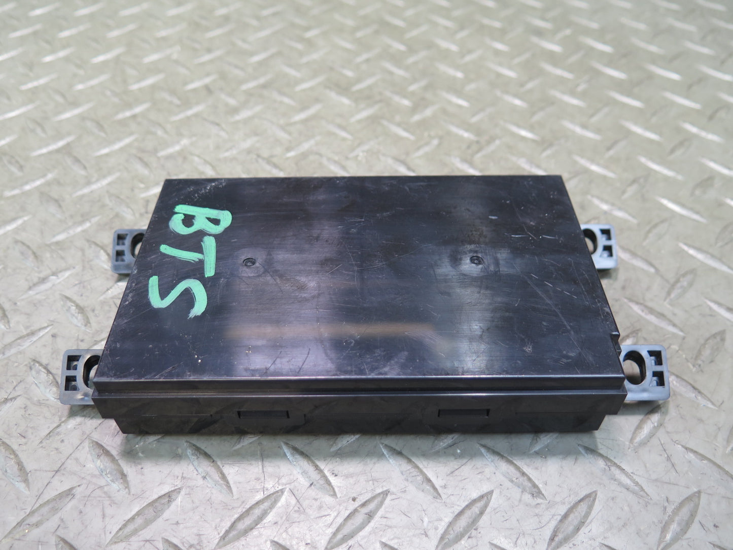 2016-2019 Tesla Model S 75D A/C Hvac Heater Climate Control Module