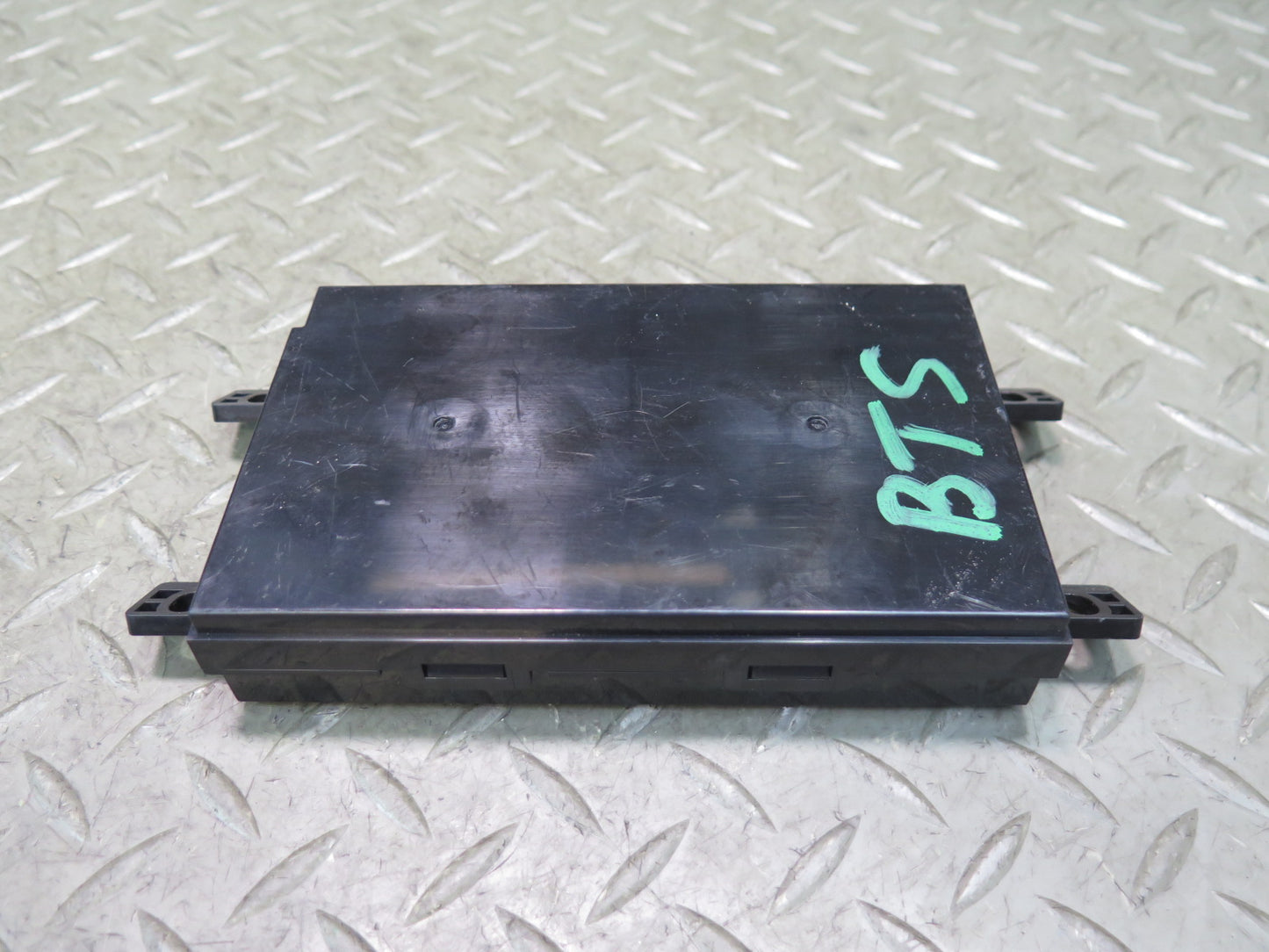 2016-2019 Tesla Model S 75D A/C Hvac Heater Climate Control Module