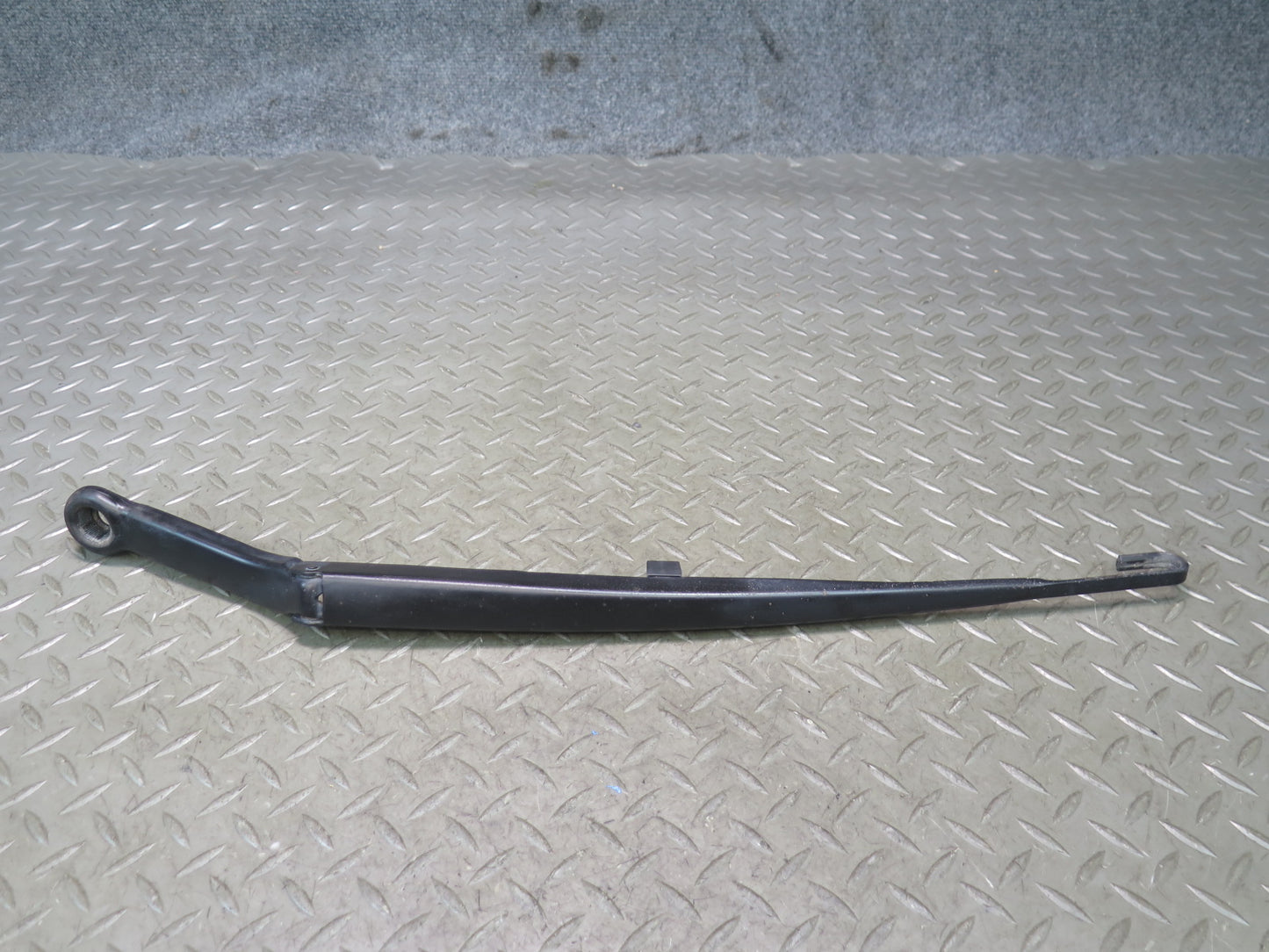 01-06 BMW E46 330ci Coupe Convertible Left & Right Windshield Wiper Arm Set OEM