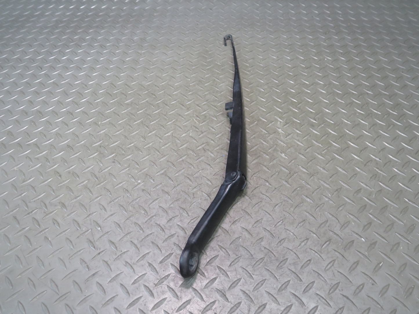 01-06 BMW E46 330ci Coupe Convertible Left & Right Windshield Wiper Arm Set OEM