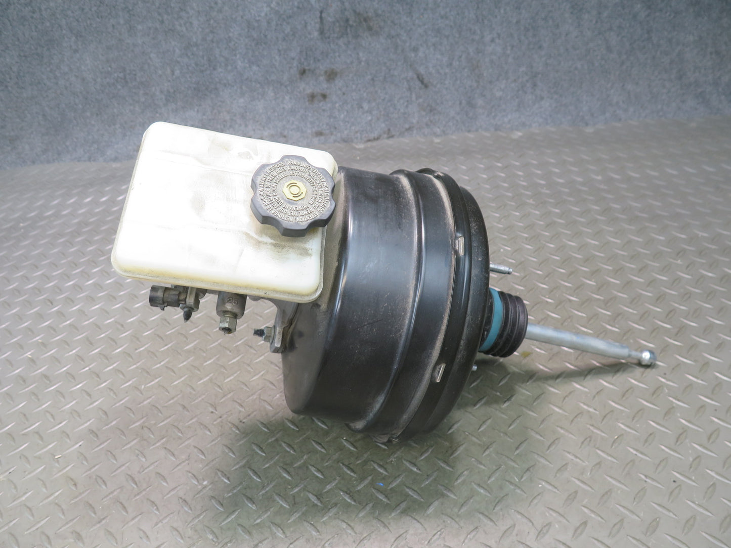 14-19 Chevrolet Corvette C7 Brake Master Cylinder Booster Fluid Reservoir OEM