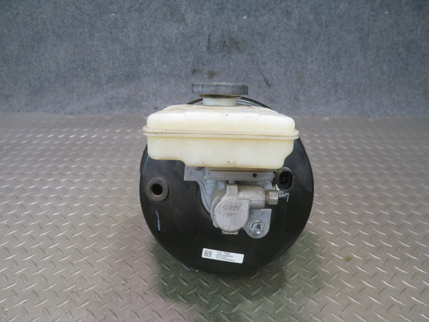 14-19 Chevrolet Corvette C7 Brake Master Cylinder Booster Fluid Reservoir OEM