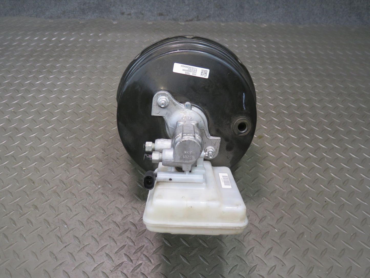 14-19 Chevrolet Corvette C7 Brake Master Cylinder Booster Fluid Reservoir OEM