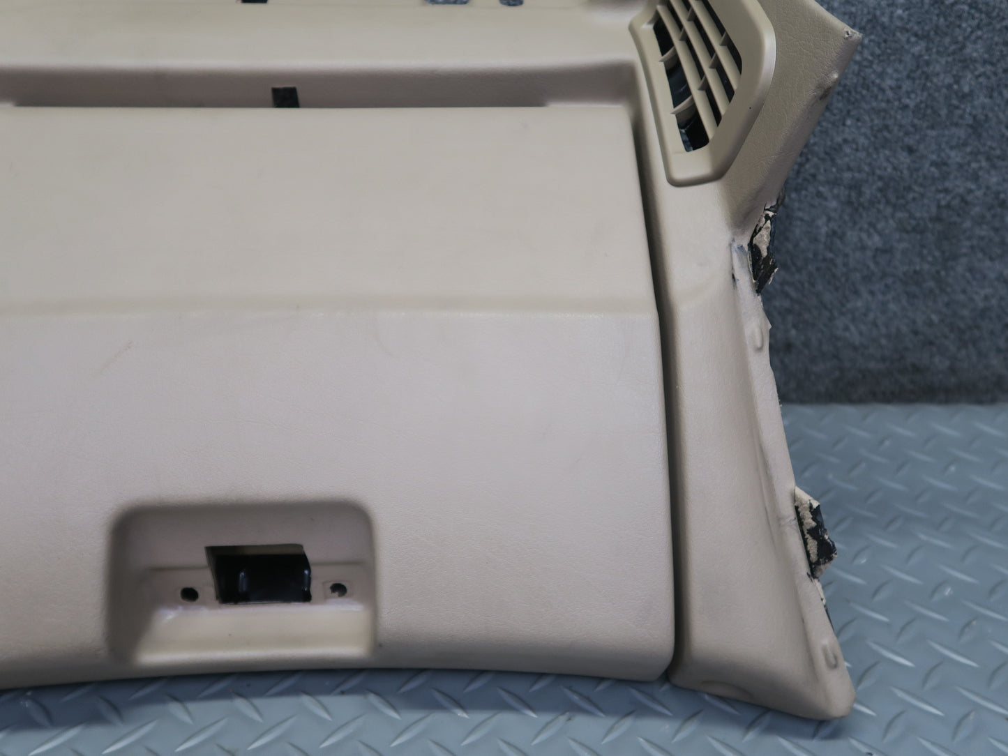 96-02 BMW E36/7 Z3 Dash Front Glove Box Compartment Storage Beige 8399612 OEM