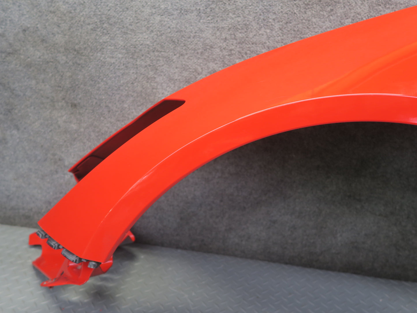 14-19 Chevrolet Corvette C7 Stingray Front Left Fender Shell Panel RED 49K OEM