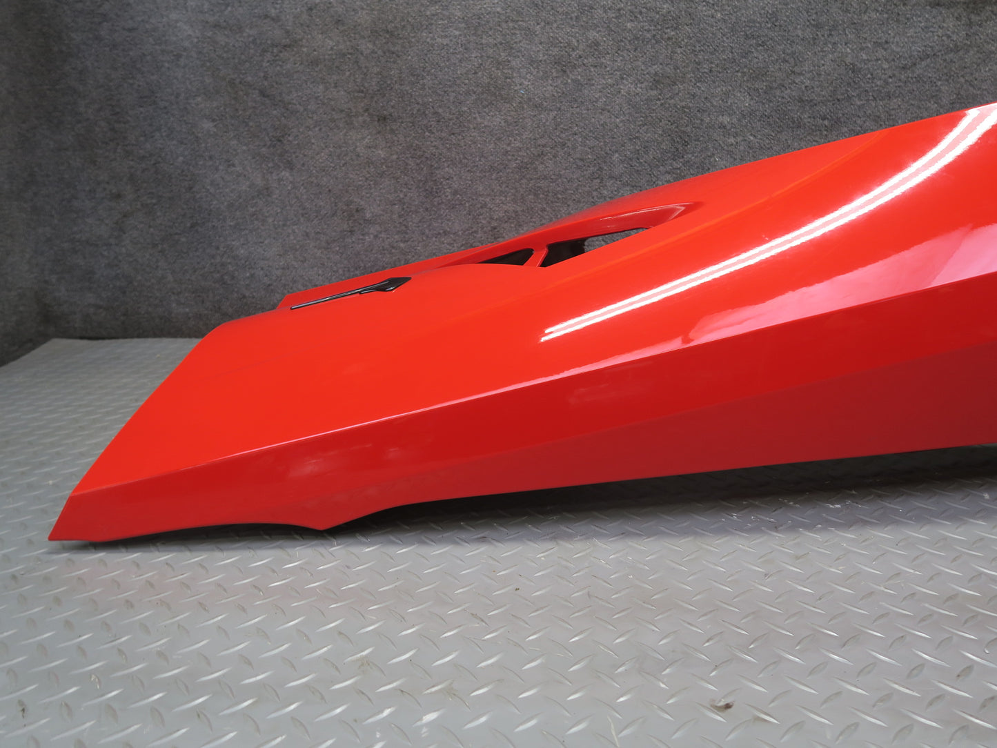 14-19 Chevrolet Corvette C7 Stingray Front Left Fender Shell Panel RED 49K OEM