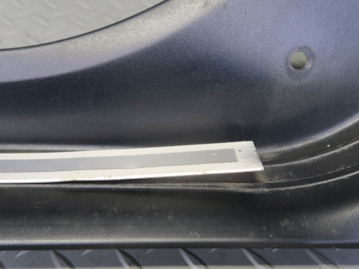 96-02 BMW E36/7 Z3 Roadster Set of 2 Door Scuff Sill Step Trim Plate OEM