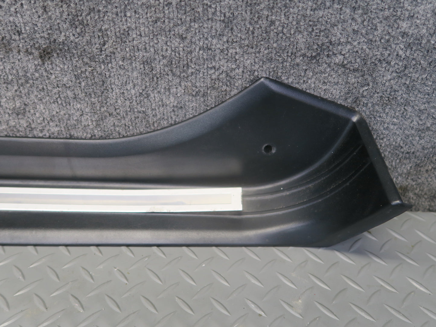 96-02 BMW E36/7 Z3 Roadster Set of 2 Door Scuff Sill Step Trim Plate OEM