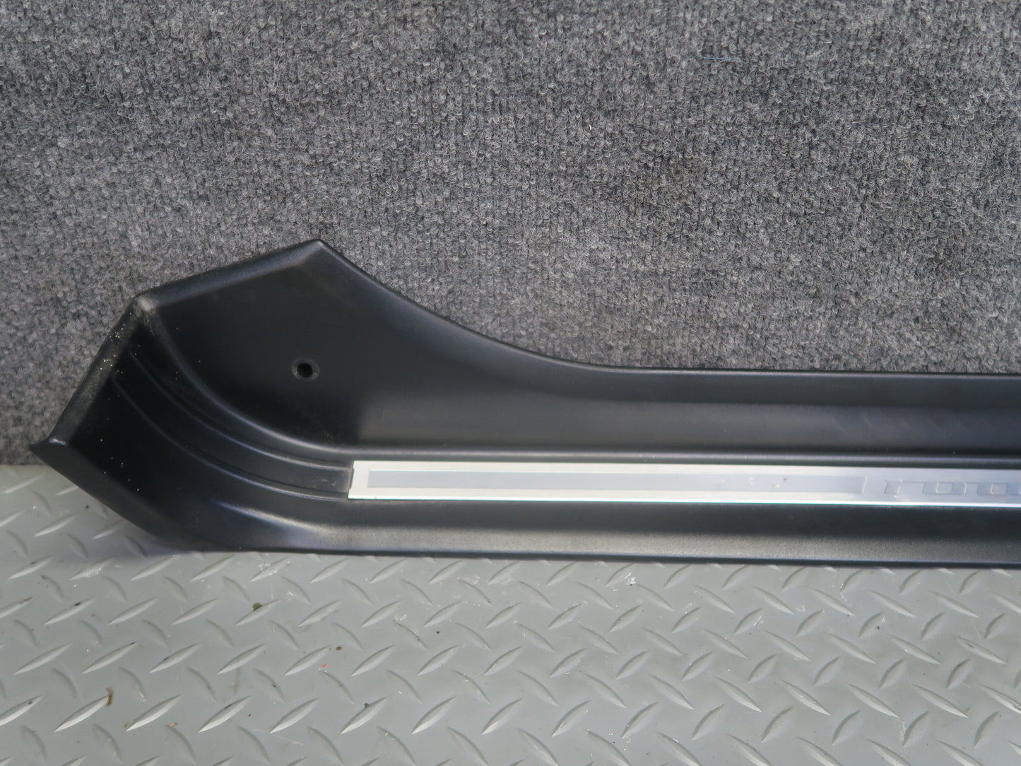 96-02 BMW E36/7 Z3 Roadster Set of 2 Door Scuff Sill Step Trim Plate OEM