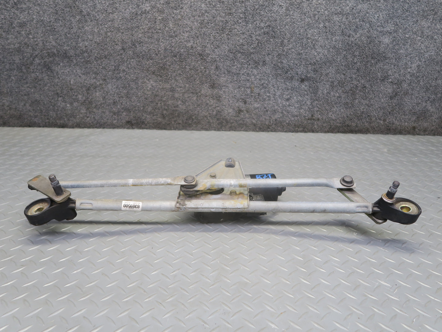 96-02 BMW E36/7 Z3 Windshield Wiper Transmission Linkage w Motor OEM