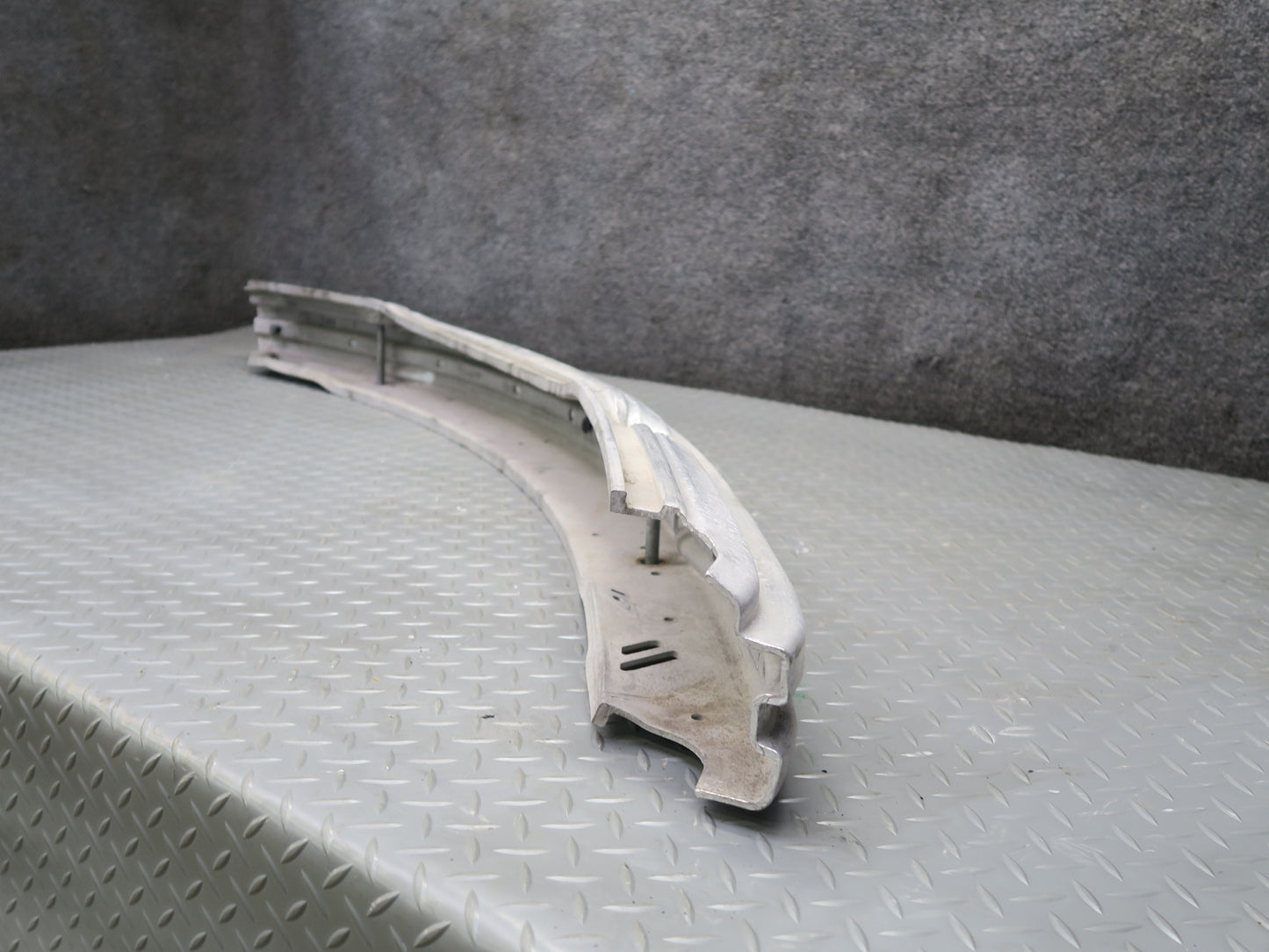 01-06 BMW E46 330ci Front Bumper Impact Reinforcement Bar 8195300 OEM