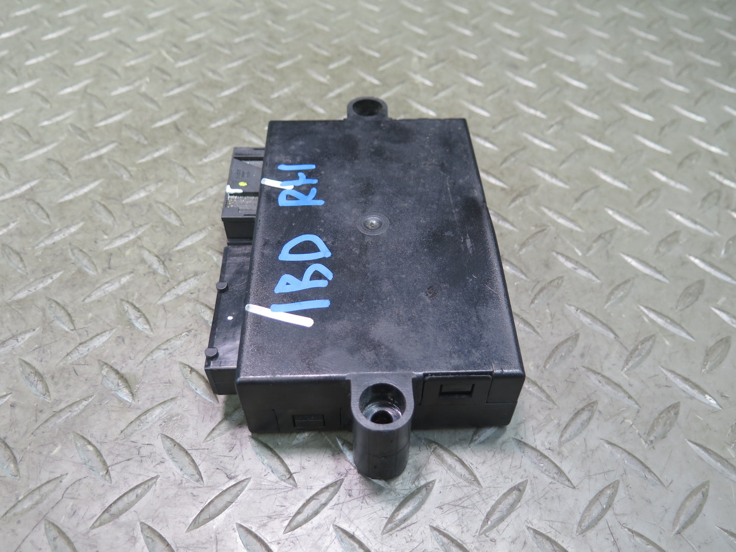 01-06 BMW E46 330ci Front Left or Right Seat Memory Control Module 7019255 OEM