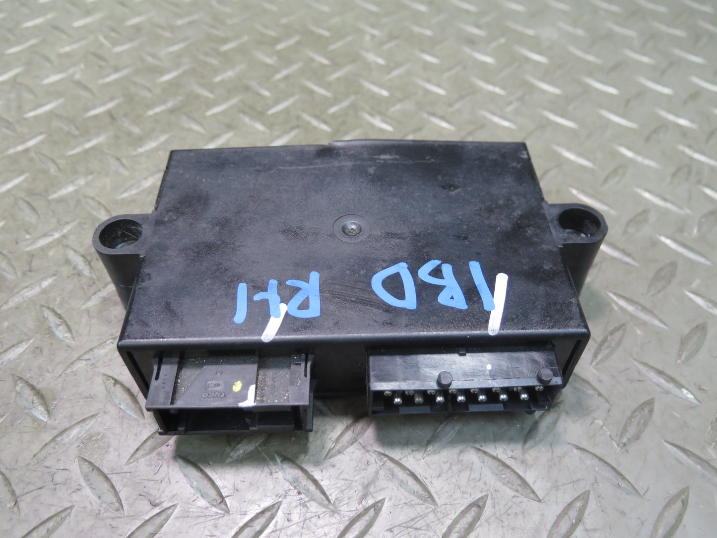 01-06 BMW E46 330ci Front Left or Right Seat Memory Control Module 7019255 OEM