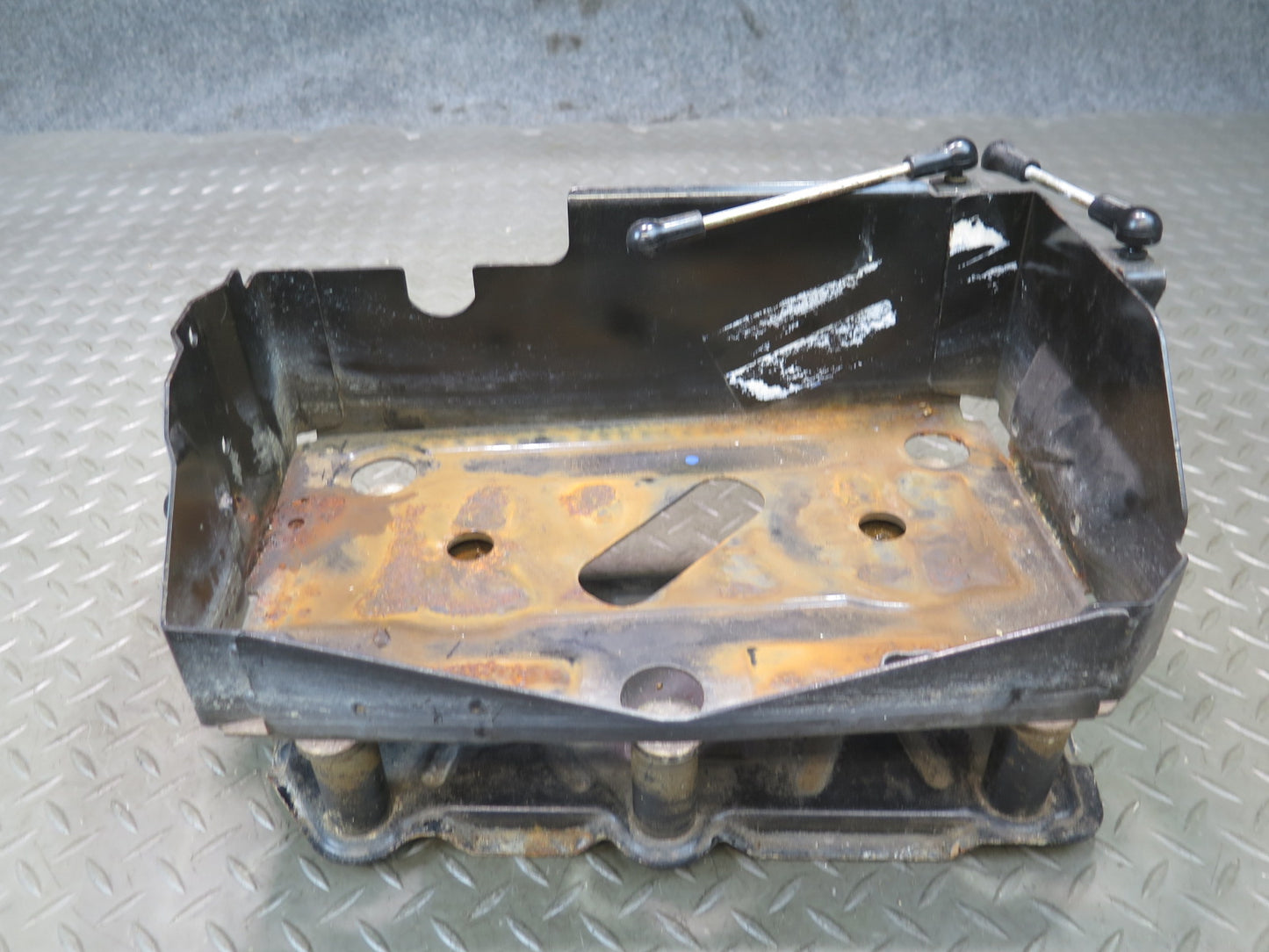 01-06 BMW E46 330ci Convertible Battery Tray Vibration Absorber Bracket Assy OEM