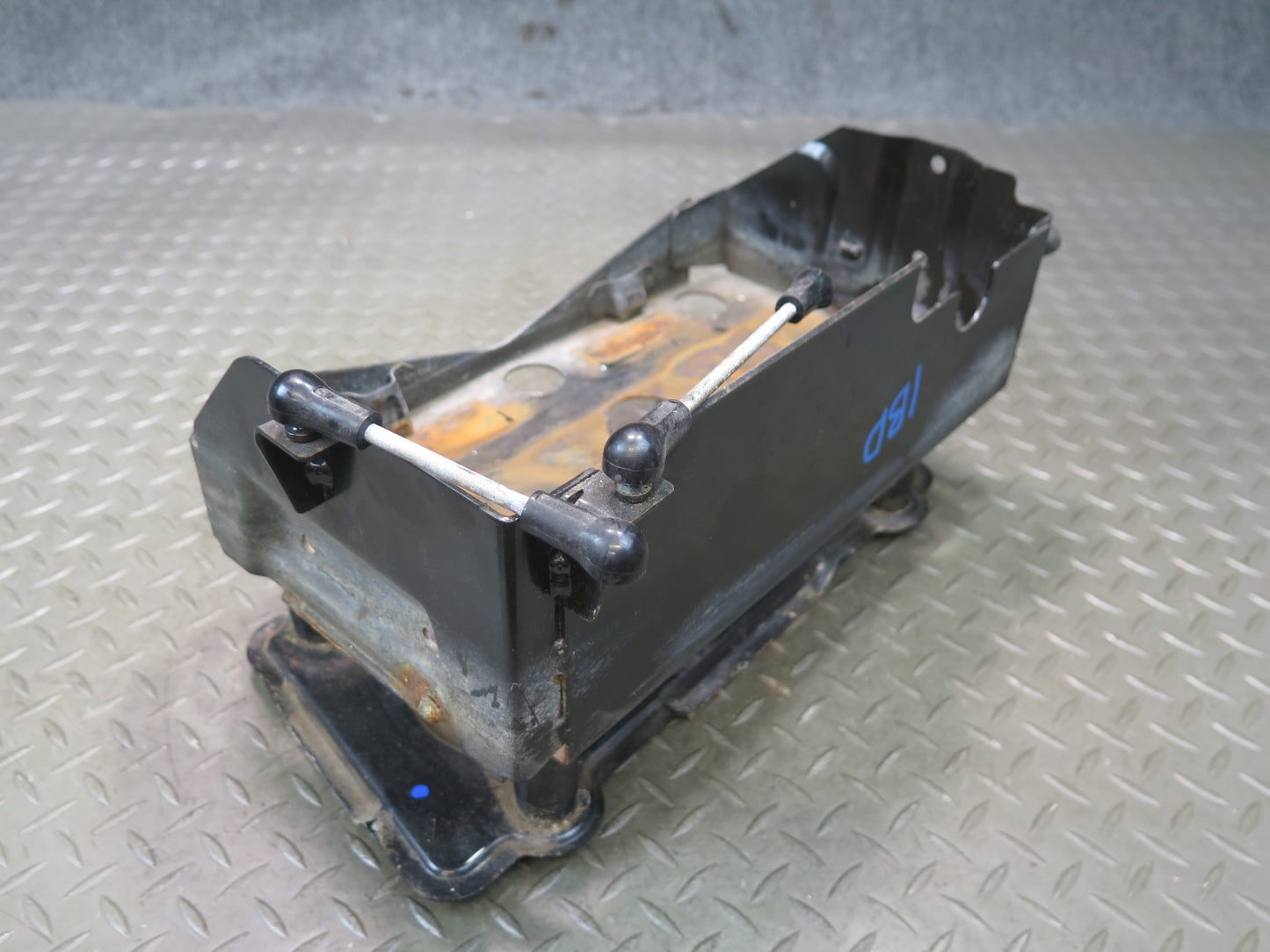 01-06 BMW E46 330ci Convertible Battery Tray Vibration Absorber Bracket Assy OEM