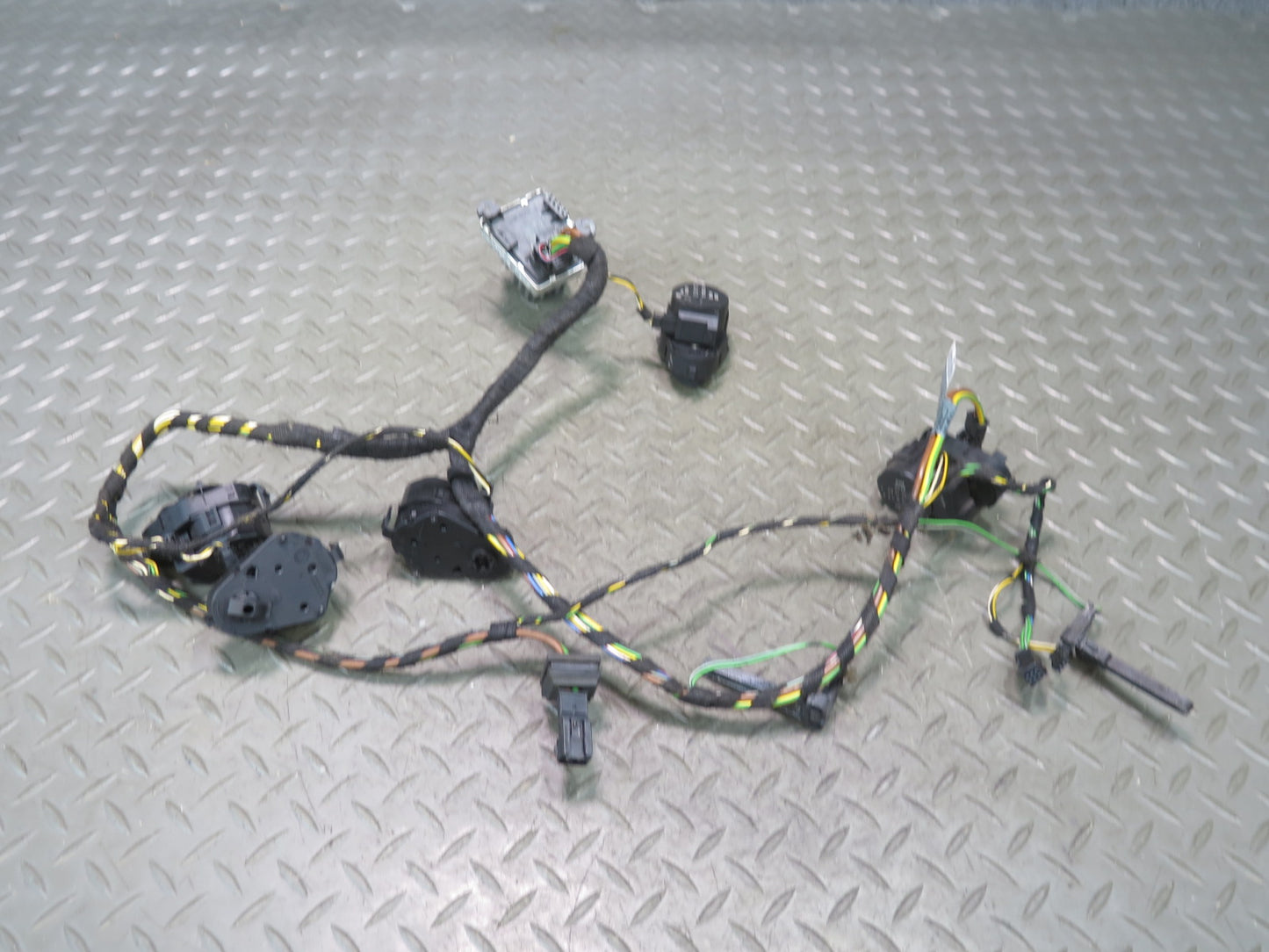 01-06 BMW E46 330ci A/C Heater Flap Actuator Motor Set w Wiring & Resistor OEM